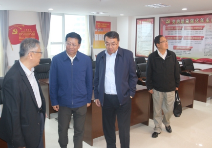 青海省副省長、省國資委黨委書記、主任王黎明，蒞臨省物產(chǎn)集團(tuán)調(diào)研指導(dǎo)工作
