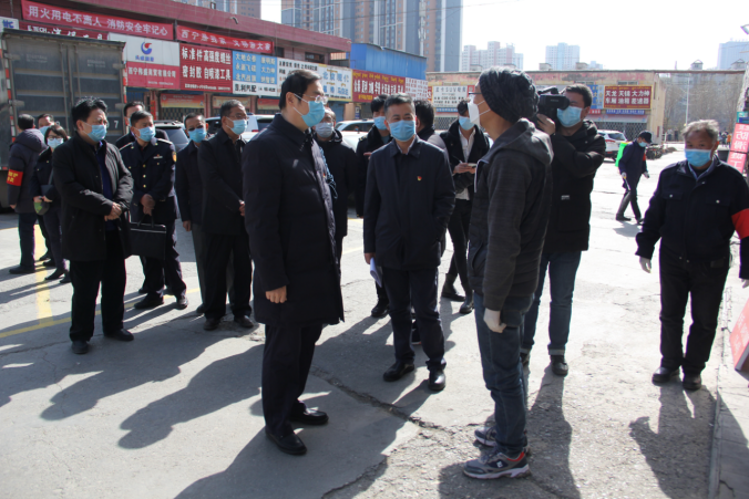 省委常委、西寧市委書記王曉同志赴物產(chǎn)三建汽配市場督導疫情防控暨復工復業(yè)工作